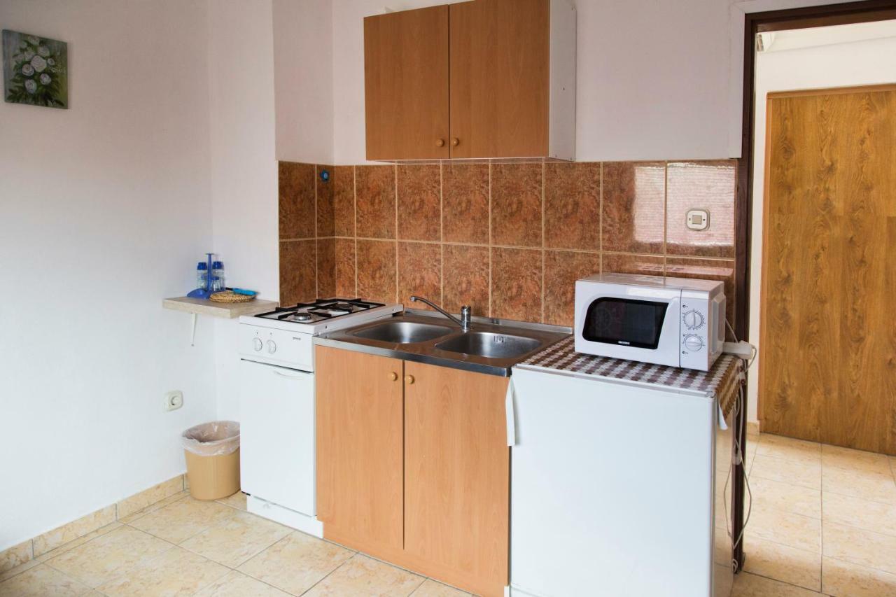 Apartments Mas-Rafaj Vir Eksteriør bilde